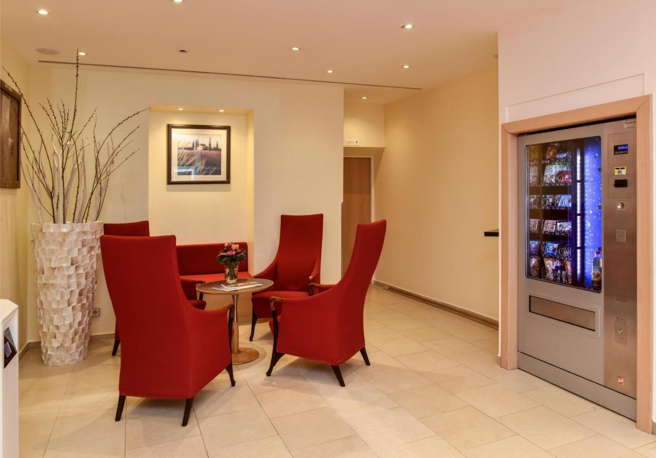 Hotel Adria Muenchen Εξωτερικό φωτογραφία