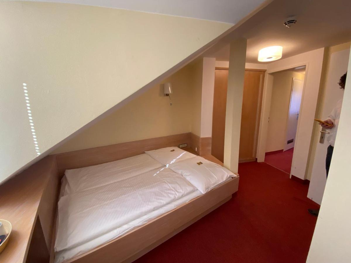 Hotel Adria Muenchen Εξωτερικό φωτογραφία