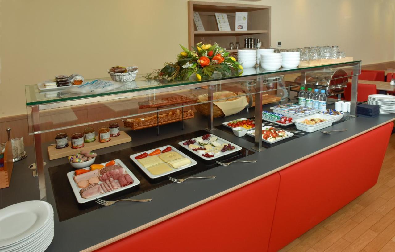 Hotel Adria Muenchen Εξωτερικό φωτογραφία