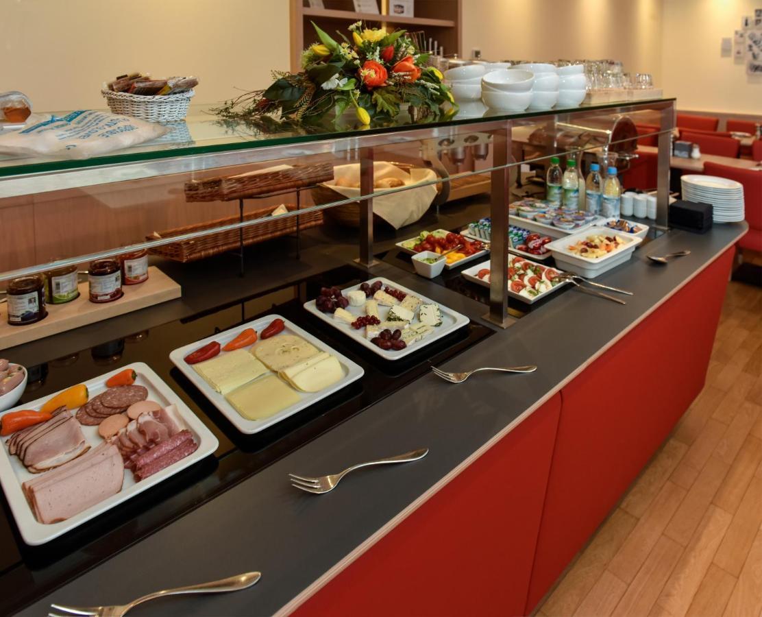 Hotel Adria Muenchen Εξωτερικό φωτογραφία