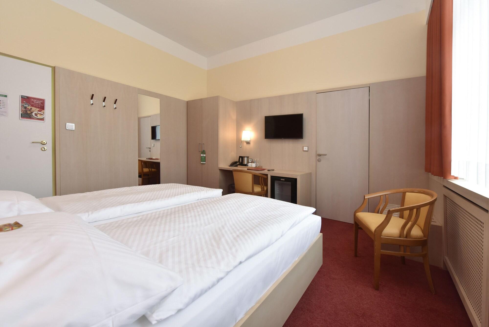 Hotel Adria Muenchen Εξωτερικό φωτογραφία