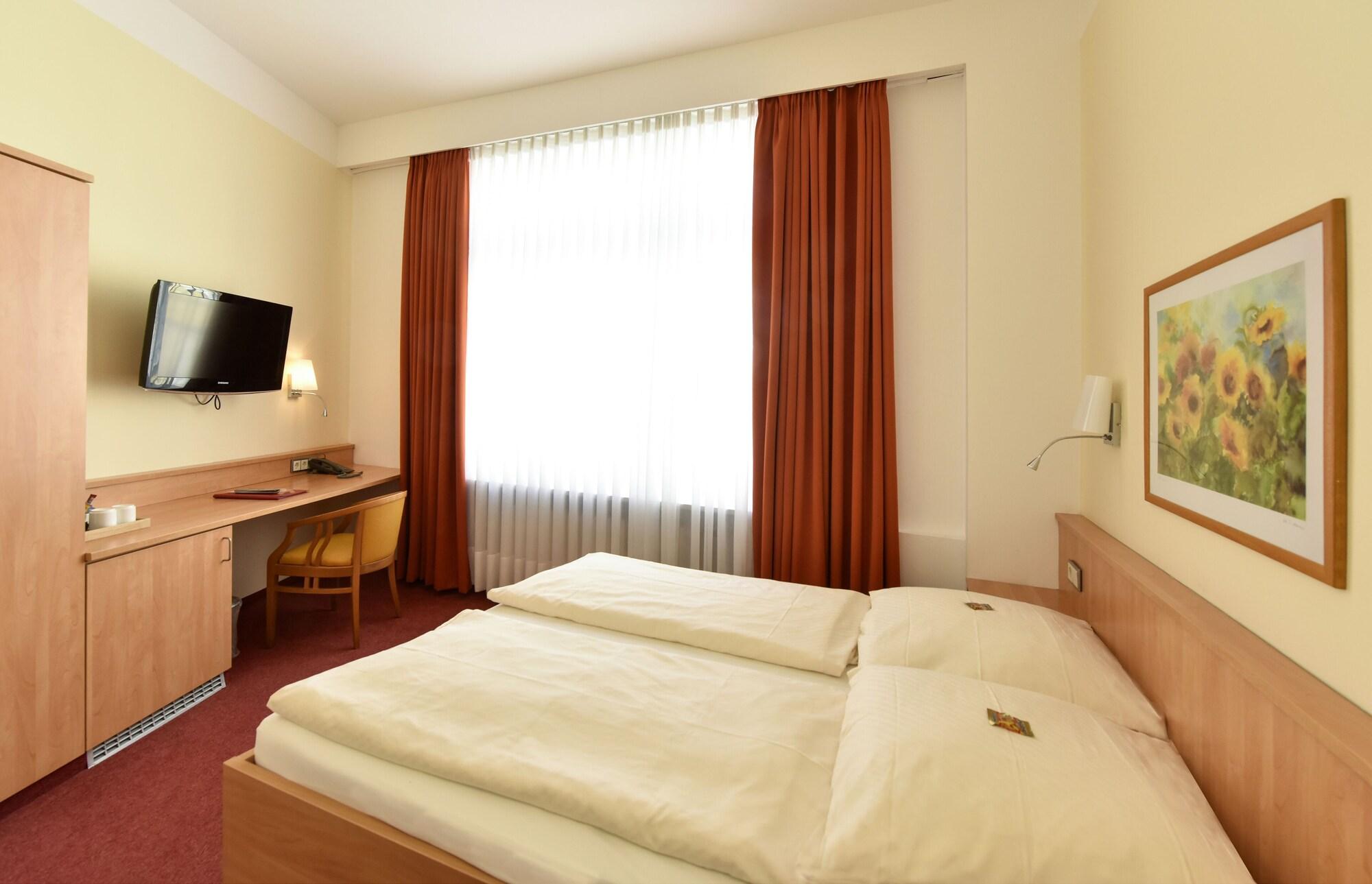 Hotel Adria Muenchen Εξωτερικό φωτογραφία