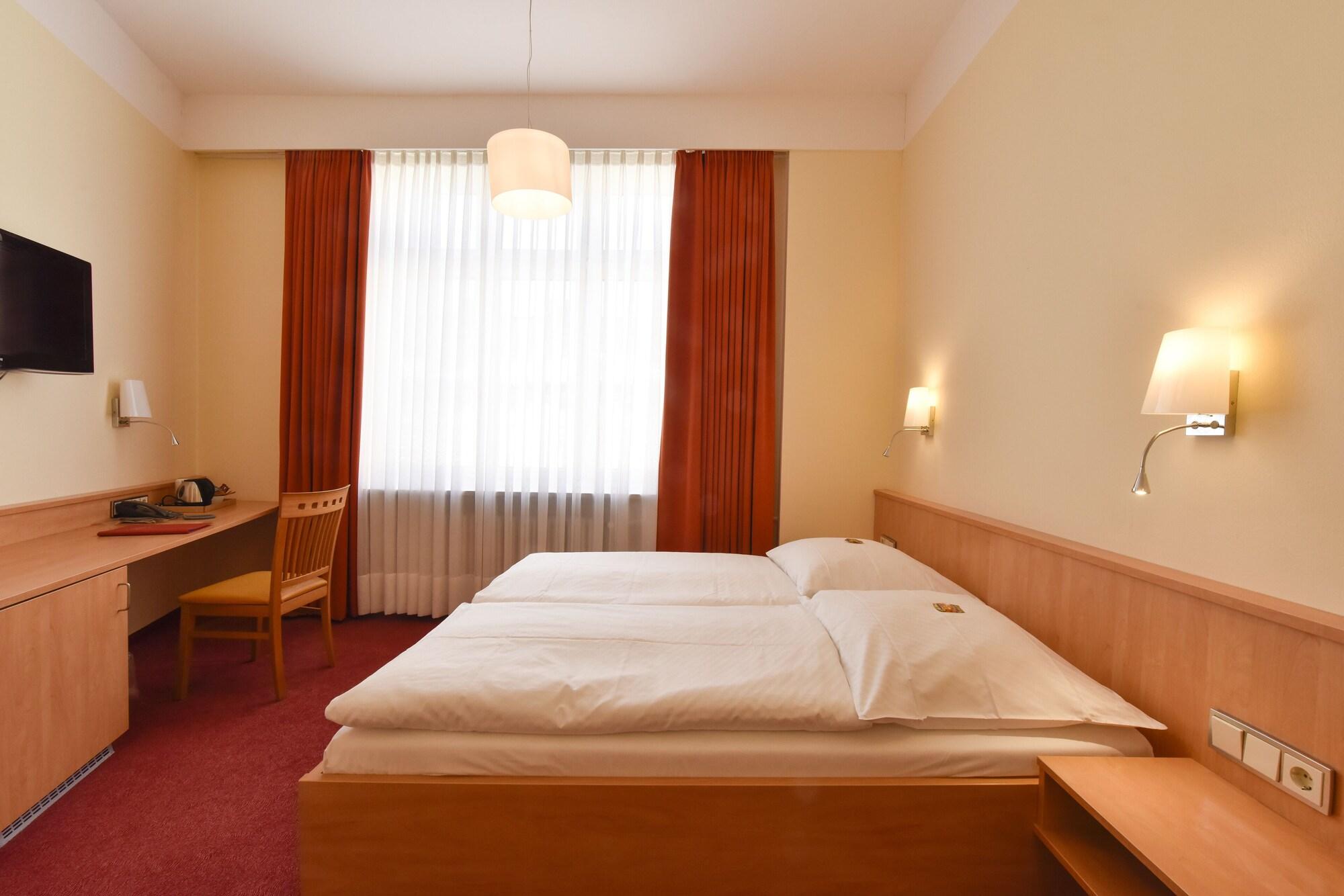 Hotel Adria Muenchen Εξωτερικό φωτογραφία