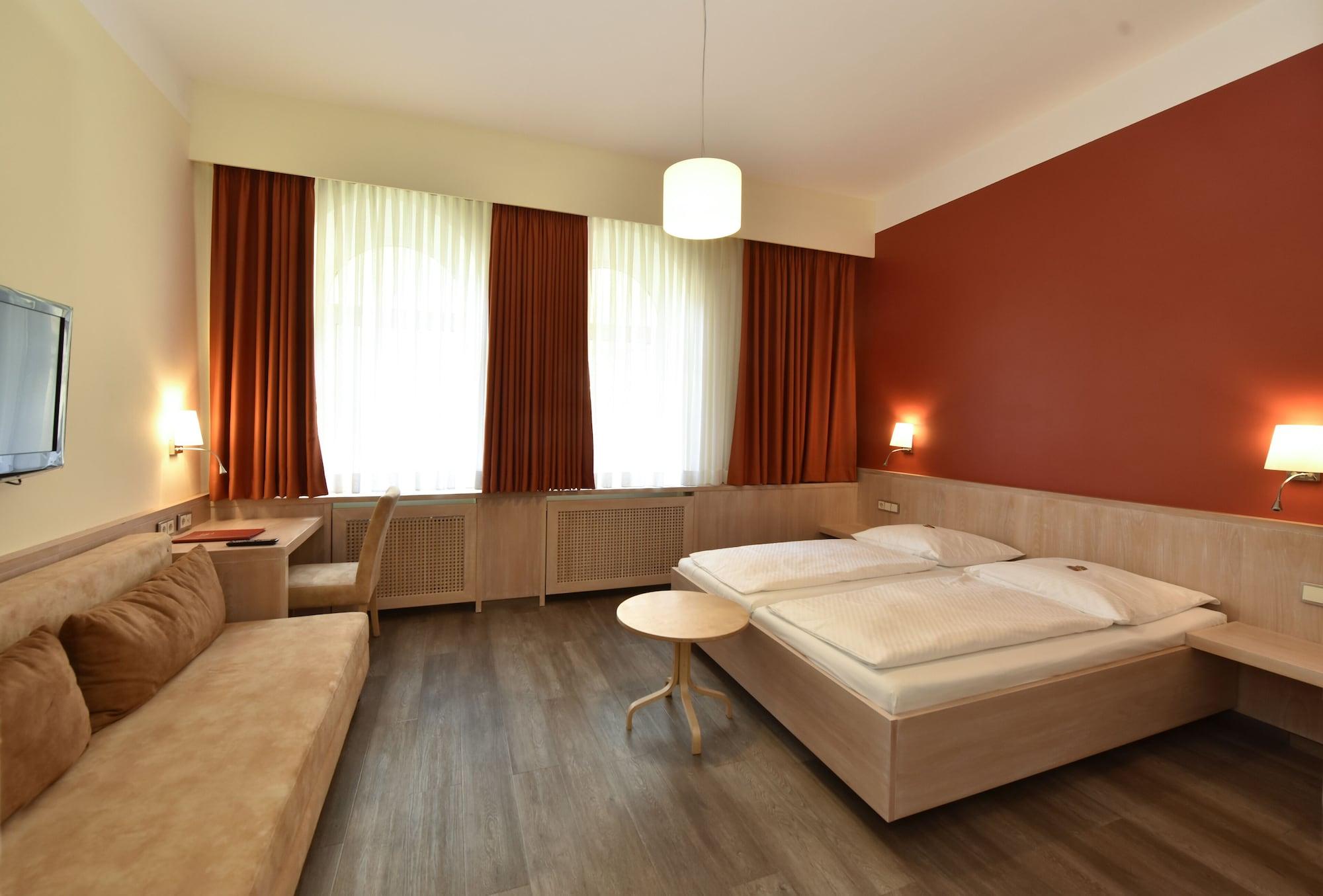 Hotel Adria Muenchen Εξωτερικό φωτογραφία